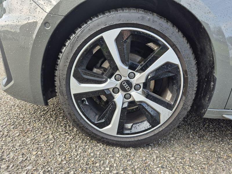 Audi A1 Sportback 25 TFSI S line edition