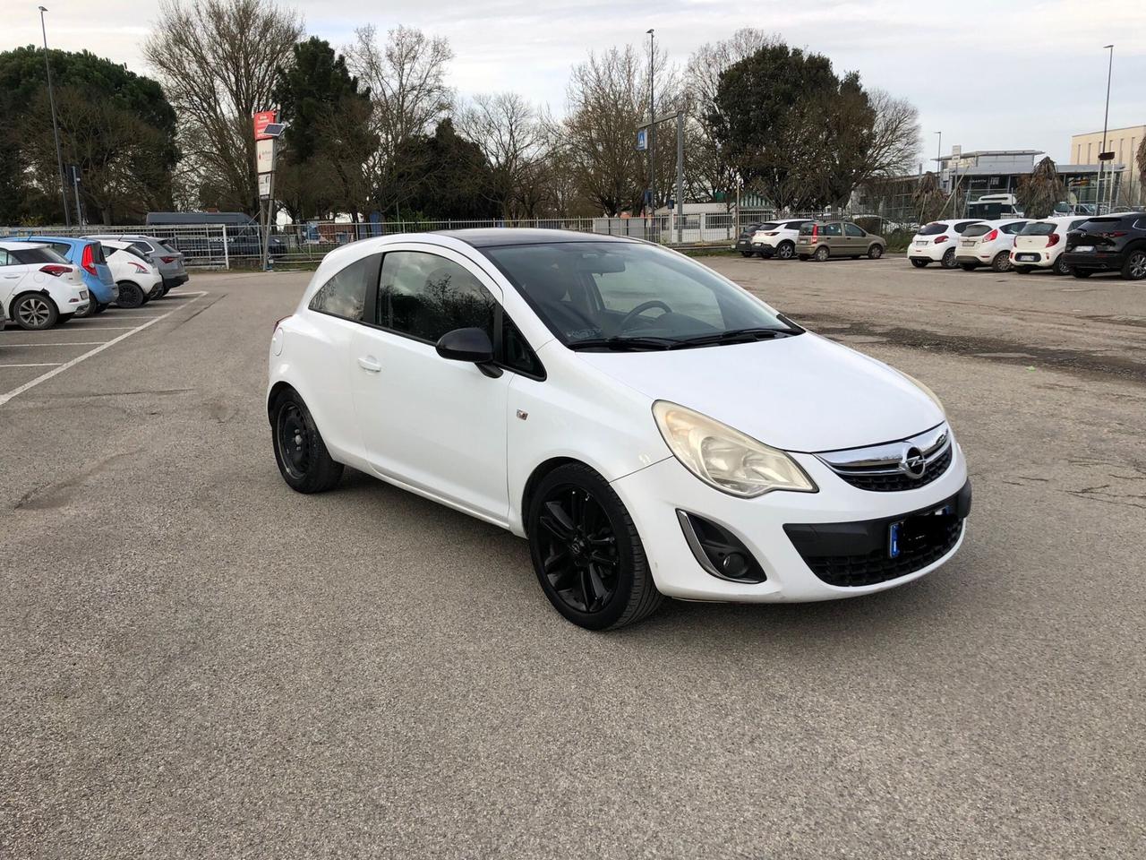 Opel Corsa 1.2 3 porte One