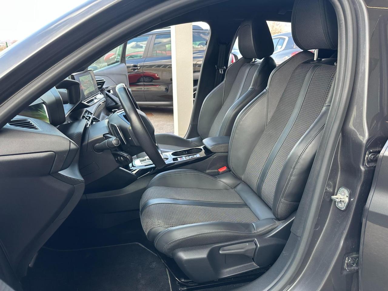 Peugeot 208 5 Porte 208 1.2 puretech GT s&s 100cv eat8