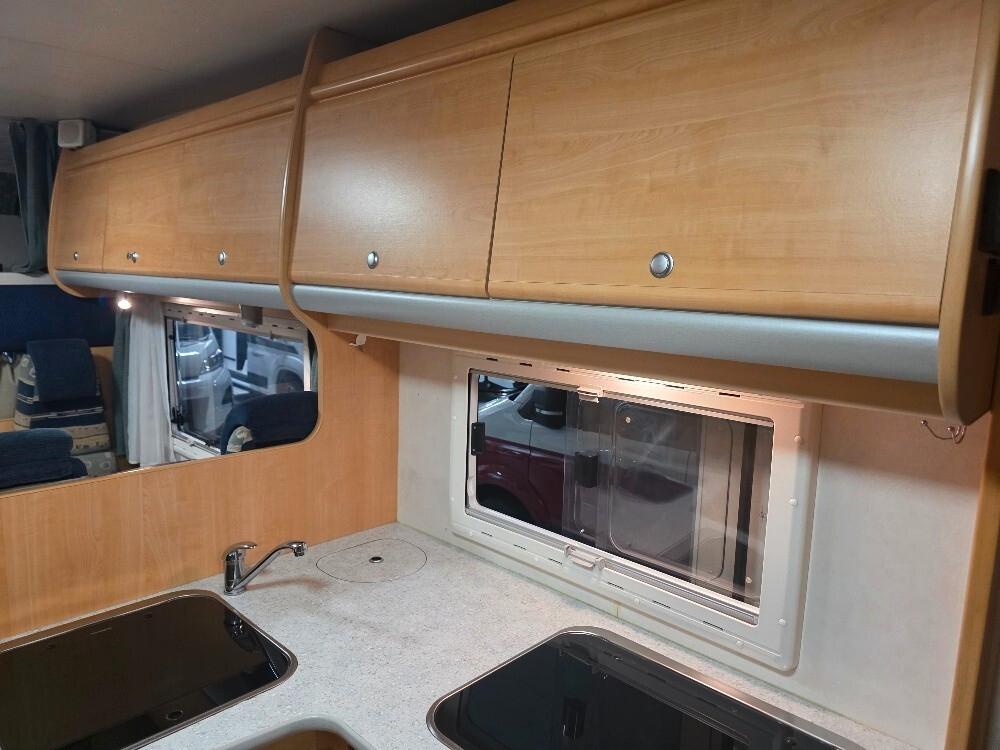 CAMPER CHALLENGER 171