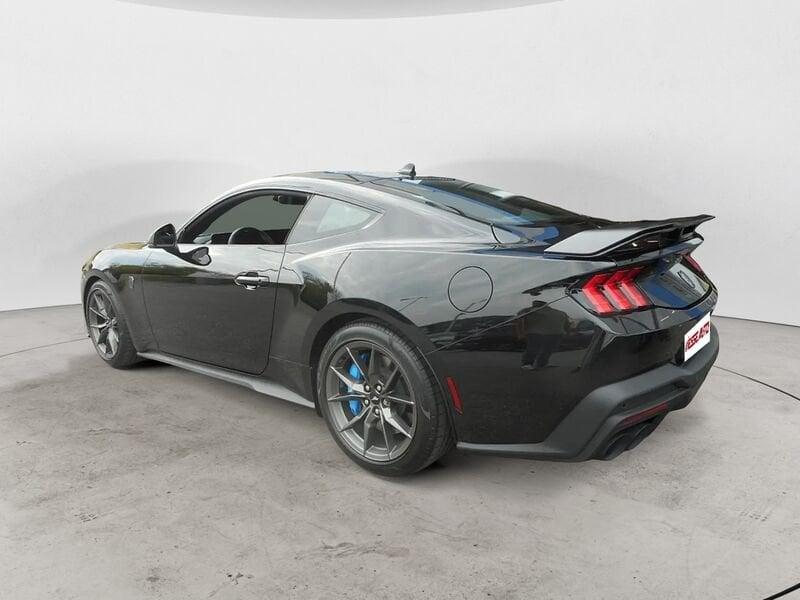 Ford Mustang 5.0 V8 453CV Dark Horse