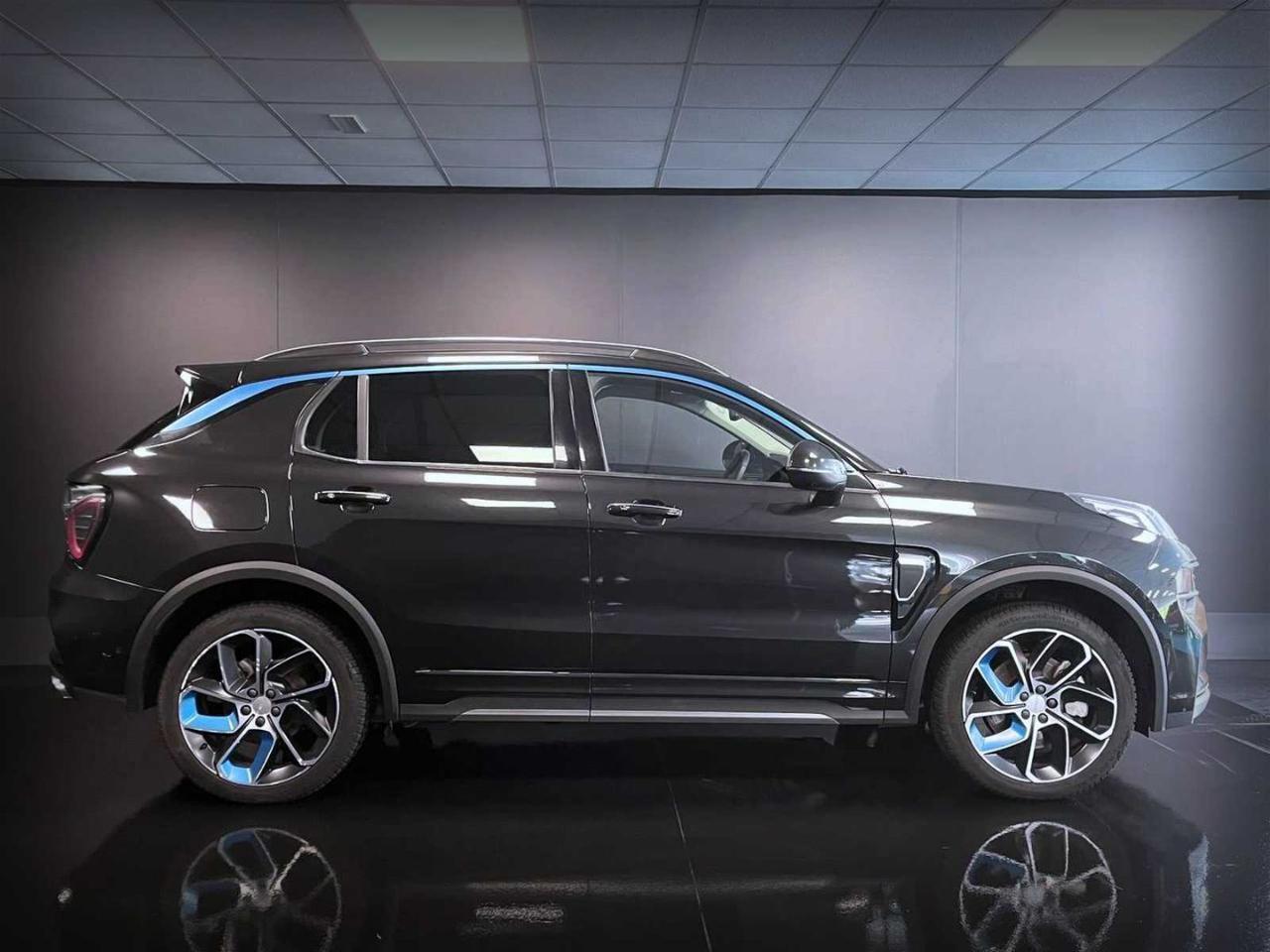 Lynk & Co 01 1.5 PHEV DCT promo fin