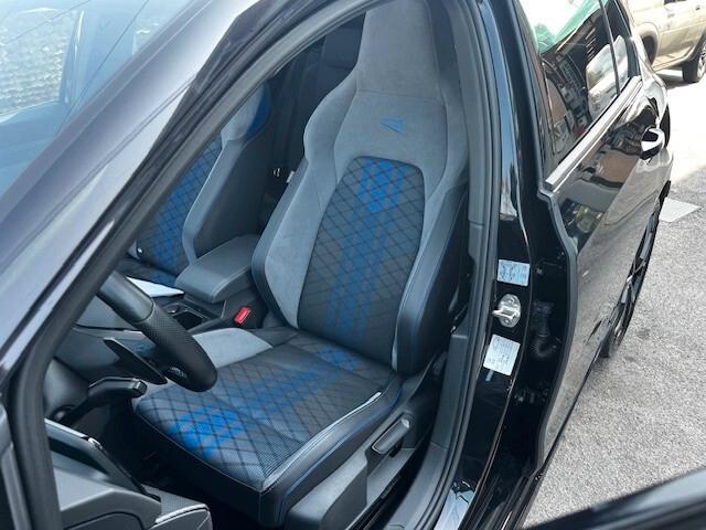 Volkswagen Golf VIII 2.0 tsi R 4motion 333cv dsg "AKRAPROVIC / TETTO APRIBILE / IQ LIGHT / ...