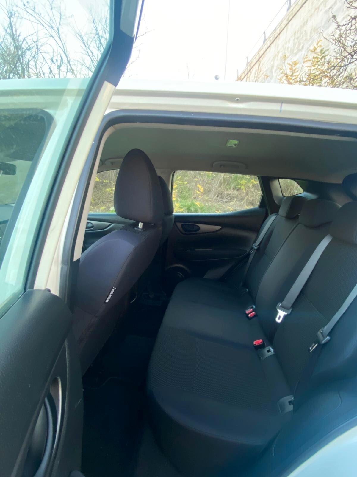 Nissan Qashqai 1.5 dCi Tekna 81kw pari al nuovo