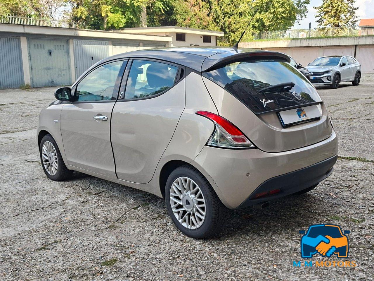 Lancia Ypsilon 5 Porte Ypsilon 1.2 8v Platinum 69cv E6