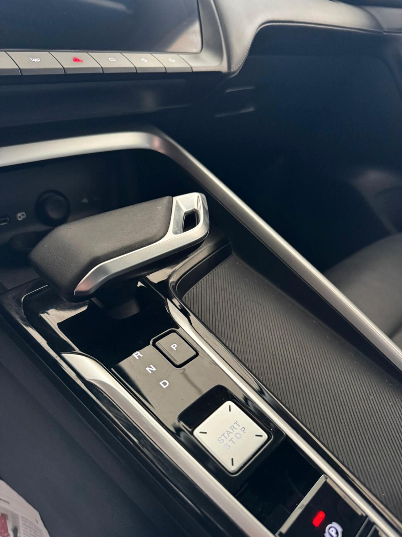 Mg ZS Hybrid+ Luxury - 2025