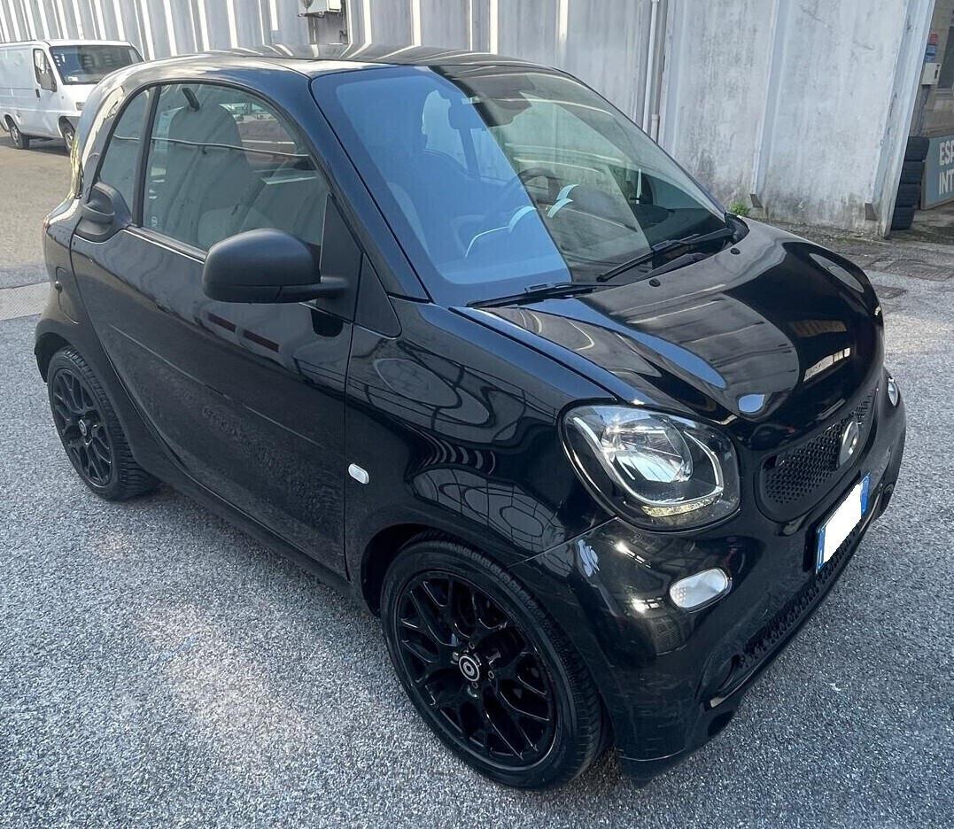 SMART FOR TWO 1000 71Cv. MHD PASSION