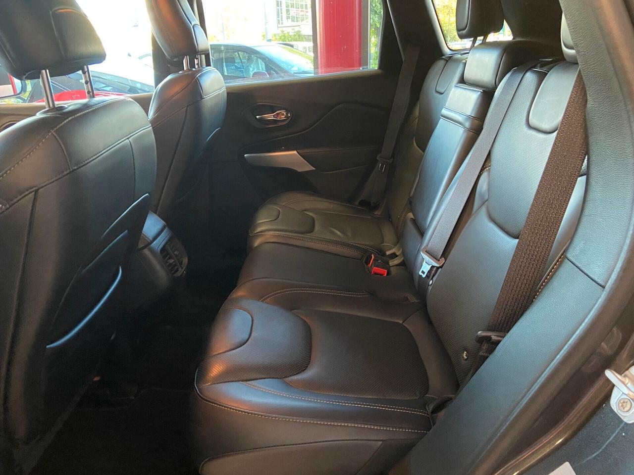 Jeep Cherokee 2.2 Mjt II 4WD Active Drive Overland
