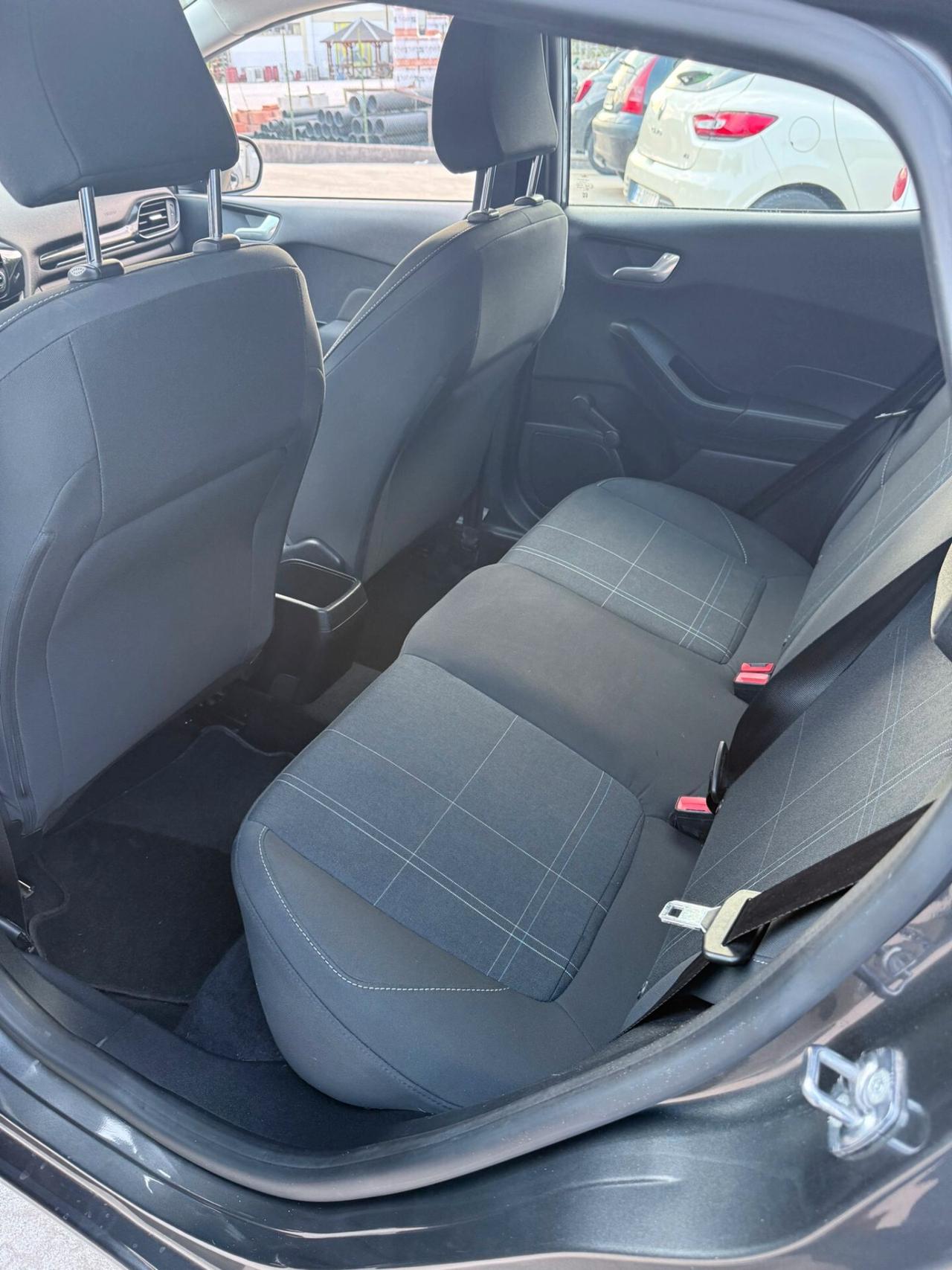 Ford Fiesta 1.5 EcoBlue 5 porte Business