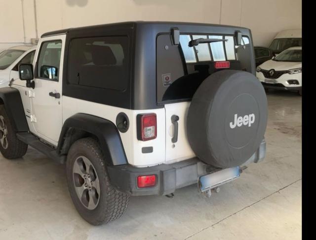 JEEP Wrangler 2.8 CRD DPF Sahara Auto