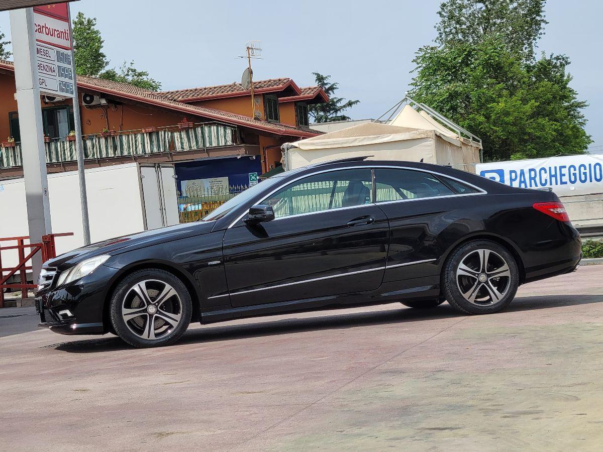 MERCEDES - Classe E coupé