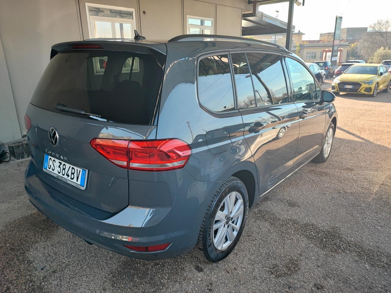 Volkswagen Touran 2.0 TDI 150 CV SCR DSG Business BlueMotion Technology