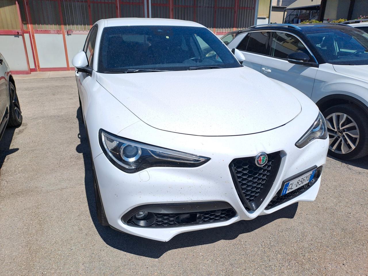 Alfa Romeo Stelvio 2.2 Turbodiesel 160 CV AT8 RWD Veloce