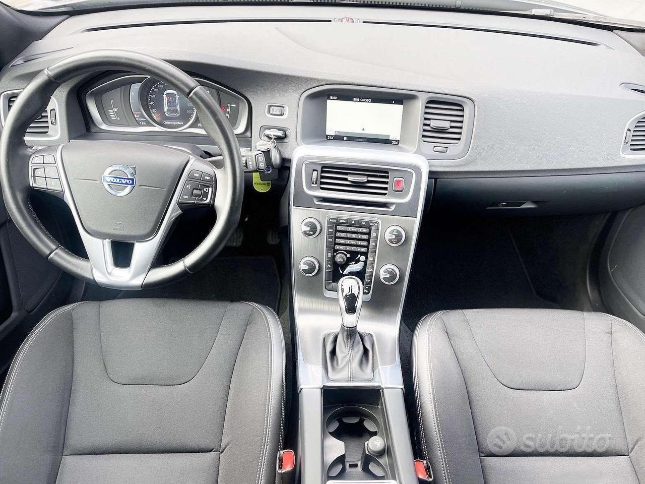 Volvo V60 Cross Country 2.0 Diesel 150CV Auto E6 -
