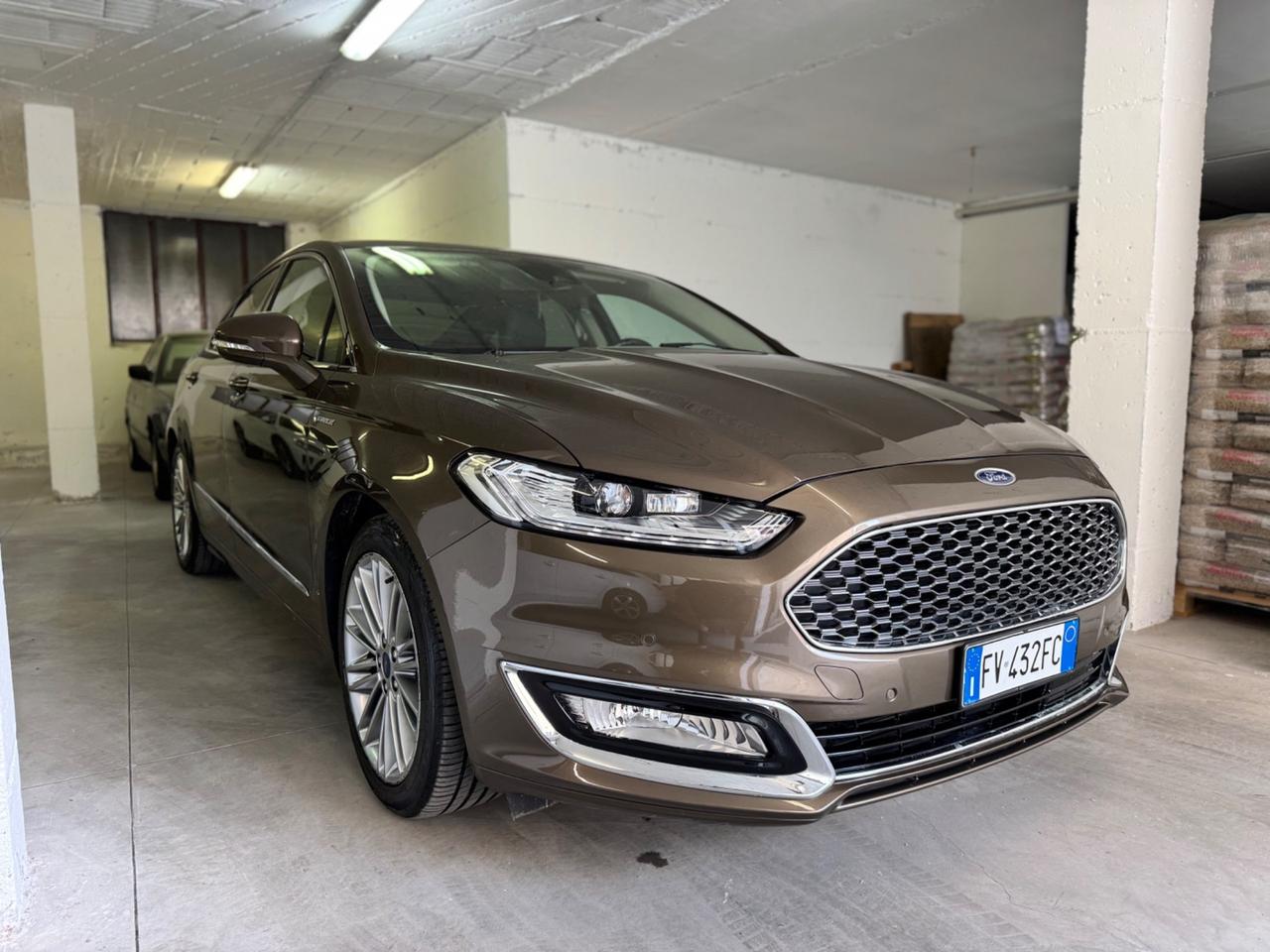 Ford Mondeo Full Hybrid 2.0 VIGNALE 36.000Km