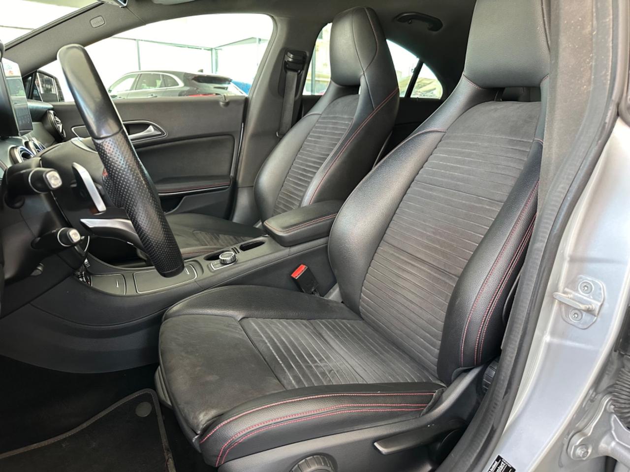 Mercedes-benz CLA 200 d Automatic Premium 2017