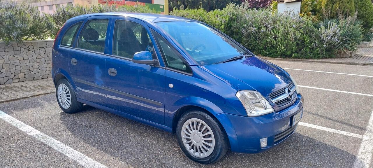 Opel Meriva 1.7 CDTI 101CV Cosmo
