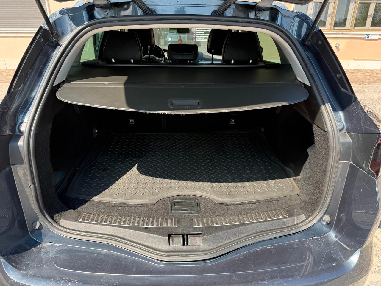 Renault Megane Mégane Sporter dCi 8V 110 CV EDC Energy Bose