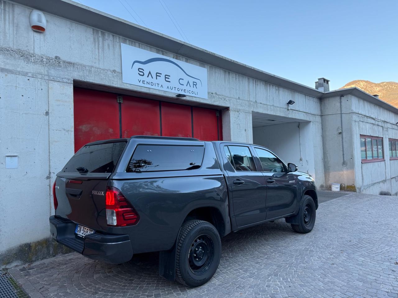 Toyota Hilux 2.4 D-4D 4WD 4 porte Double Cab Executive