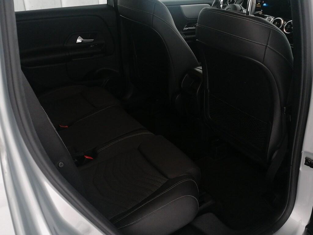 Mercedes GLB 180 D Executive 8G-DCT