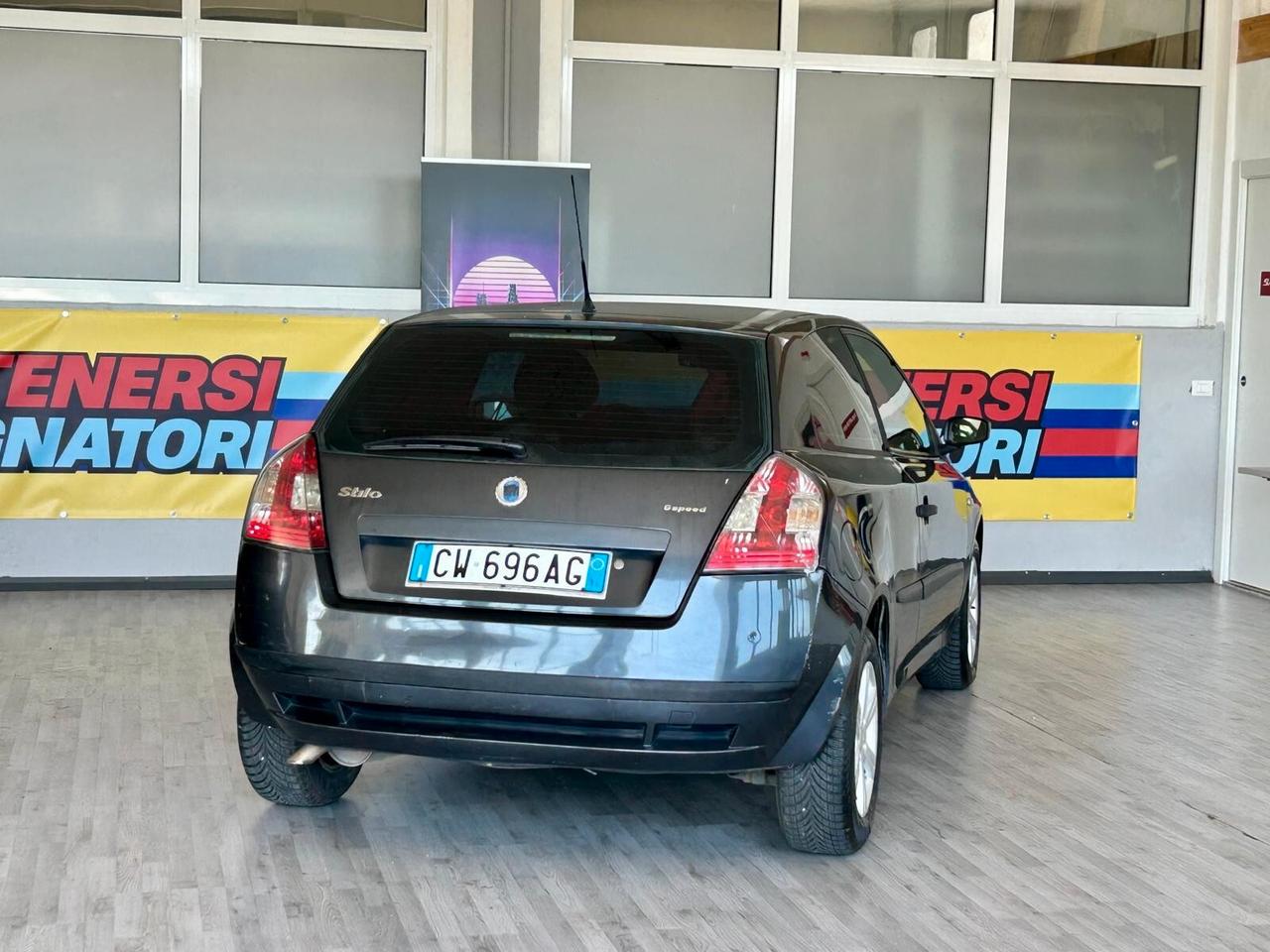 FIAT STILO COUPE' PER NEOPATENTATI *6 SPEED E TI SENTI SHUMY!*BENZINA1.4 16V 95CV* CLIMA + CERCHI IN LEGA + VETRI NERI*