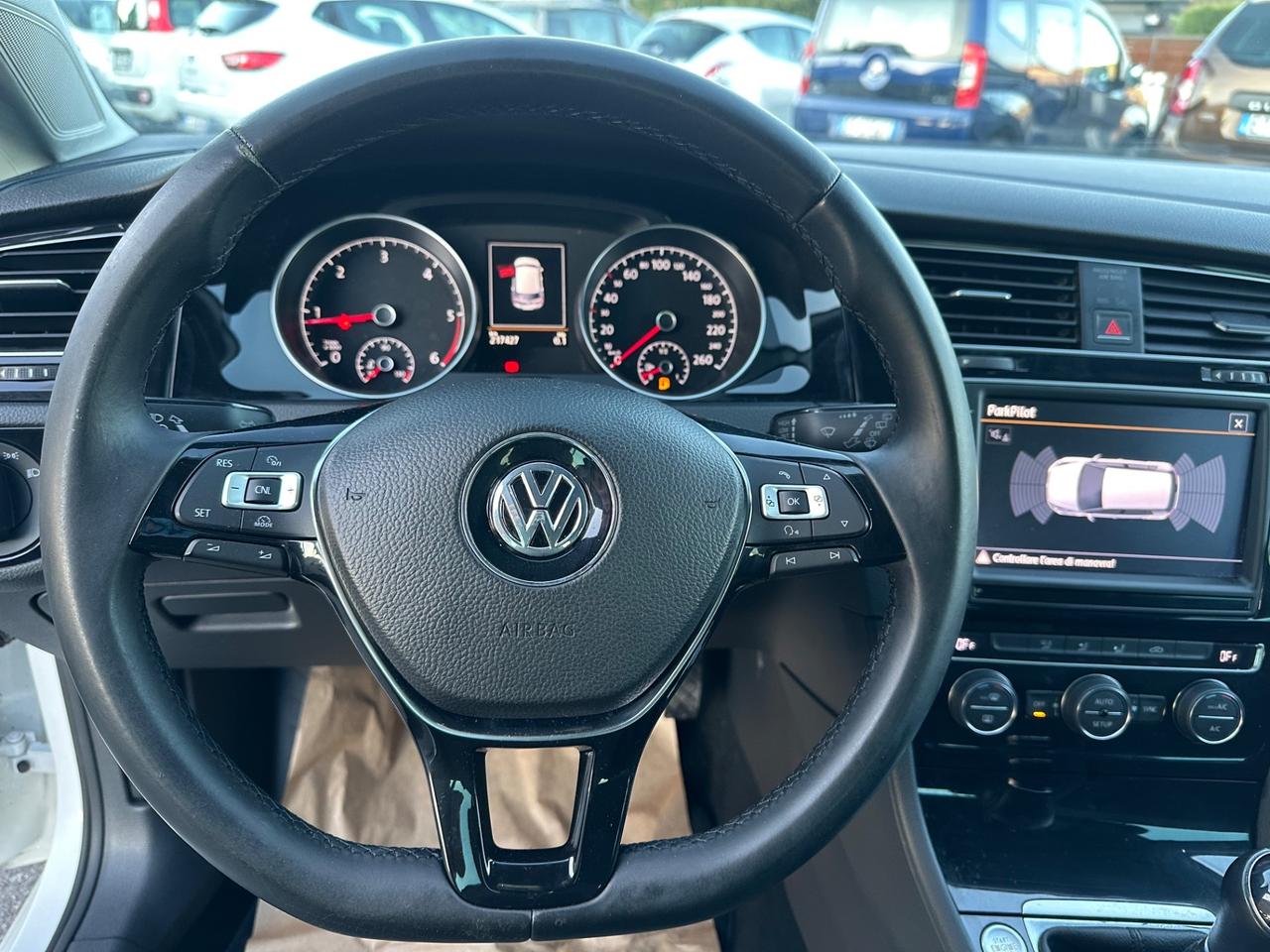 Volkswagen Golf 1.6 TDI 5p. Highline BlueMotion Technology
