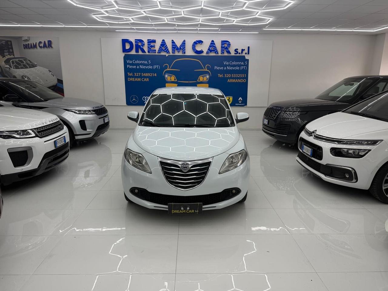 Lancia Ypsilon Benzina 5p. 69 Cv - Ok Neopatentati