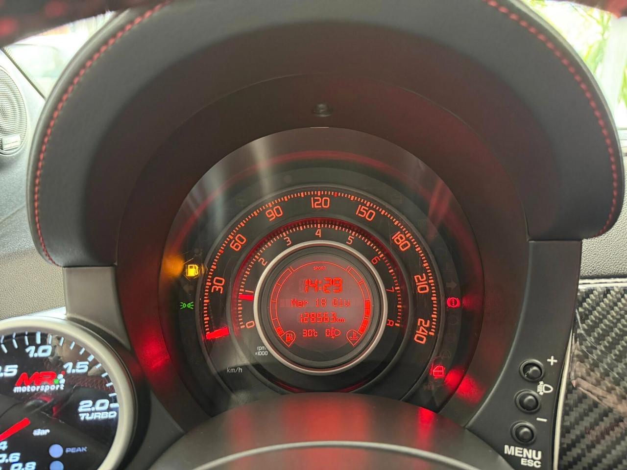 Abarth 500 1.4T-jet 135cv allestimento Esseesse