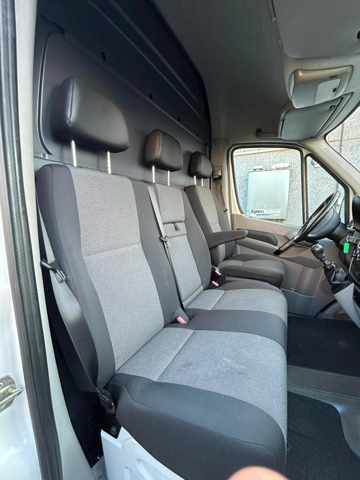 Volkswagen Crafter 35 2.0 TDI 100KW P.L. T.A.