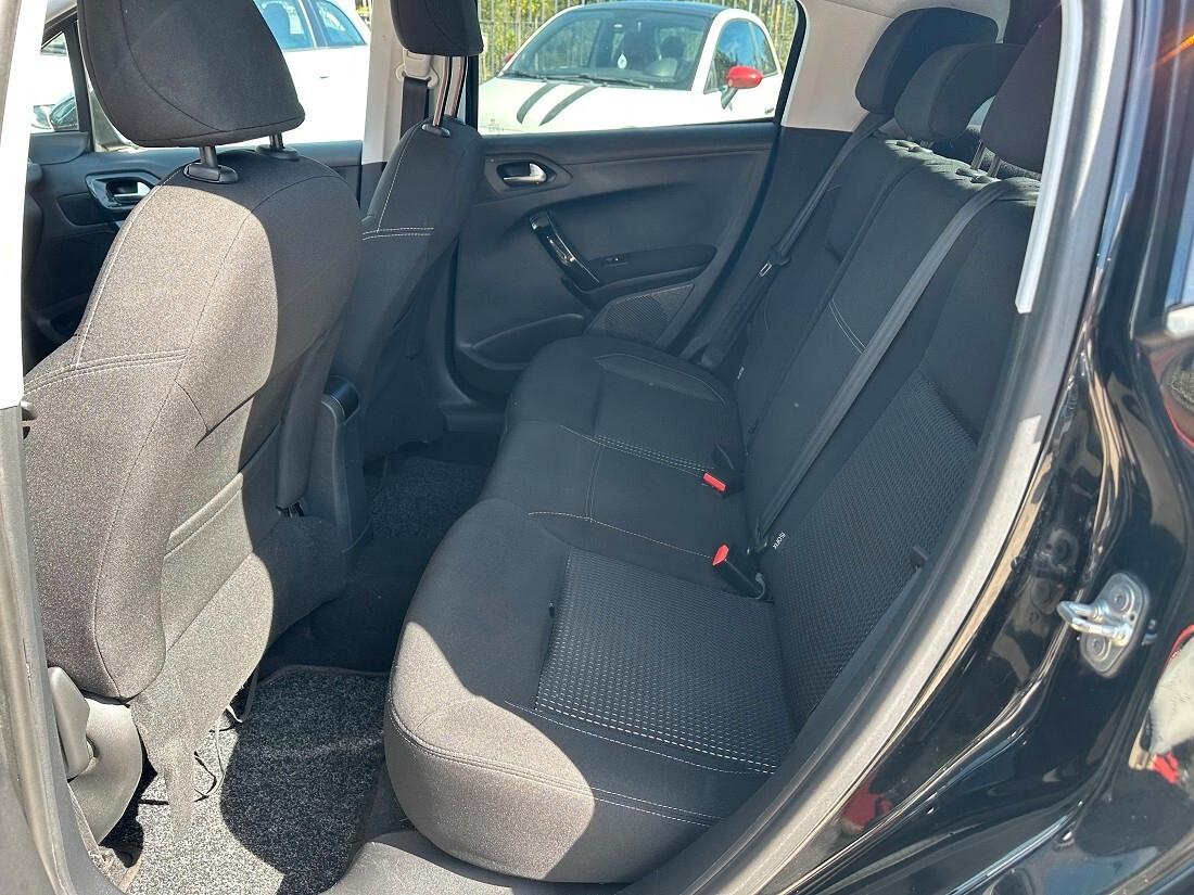 Peugeot 208 BlueHDi 100 5 porte Allure