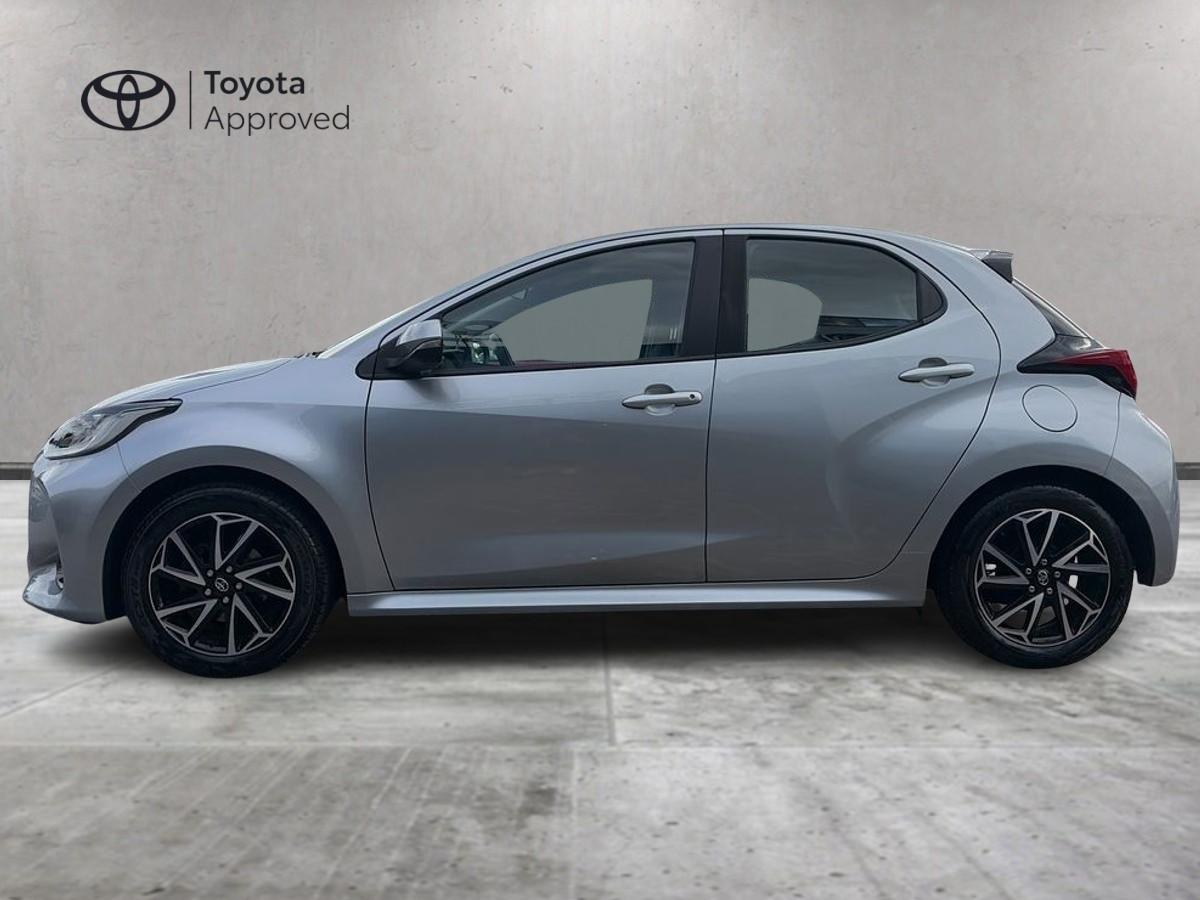 TOYOTA Yaris 4ª serie - Yaris 1.0 5 porte Trend