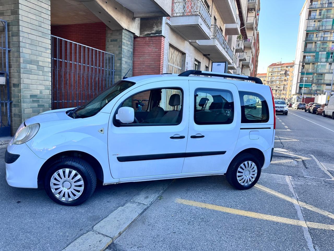 Renault Kangoo 1.6 105CV 5 porte Benzina/GPL fino 2030