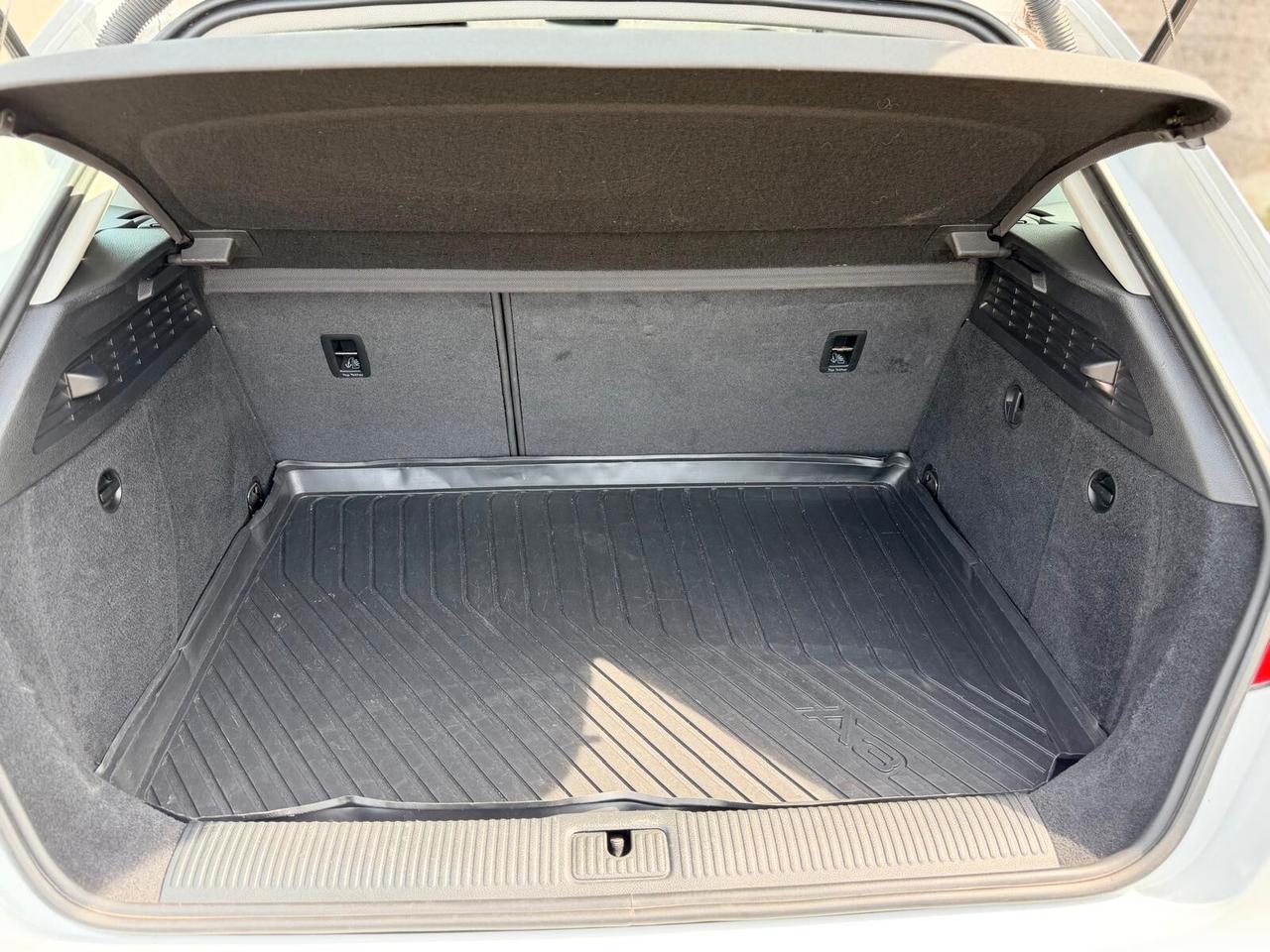 Audi A3 SPB 1.6 TDI clean diesel Ambition
