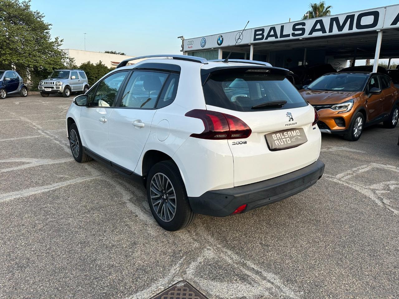 PEUGEOT 2008 BlueHDi 100 Allure