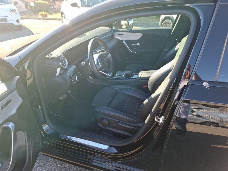 Mercedes-Benz Classe A A 200 d Automatic Premium EDITION