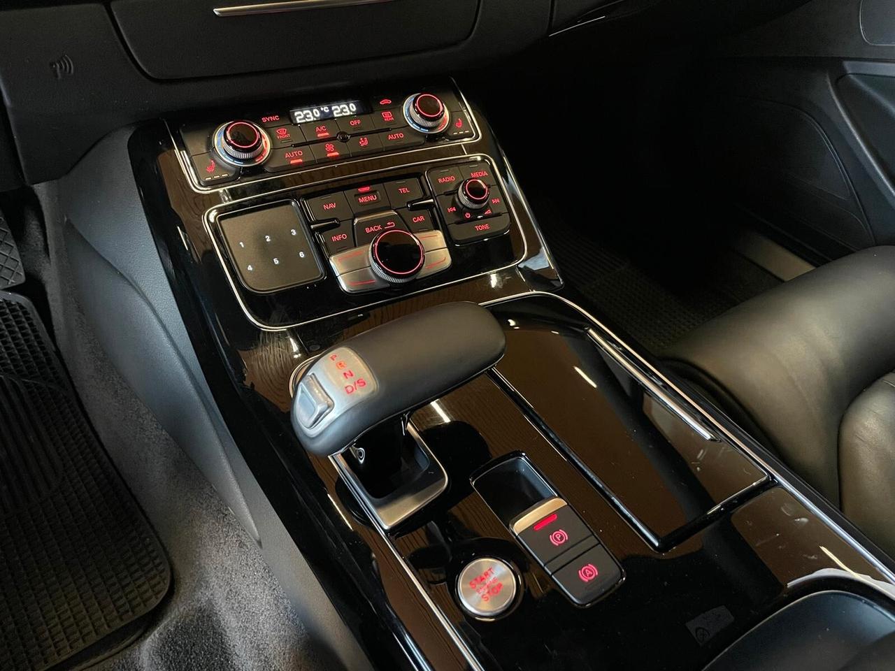 Audi A8 3.0 TDI 262 CV quattro tiptronic