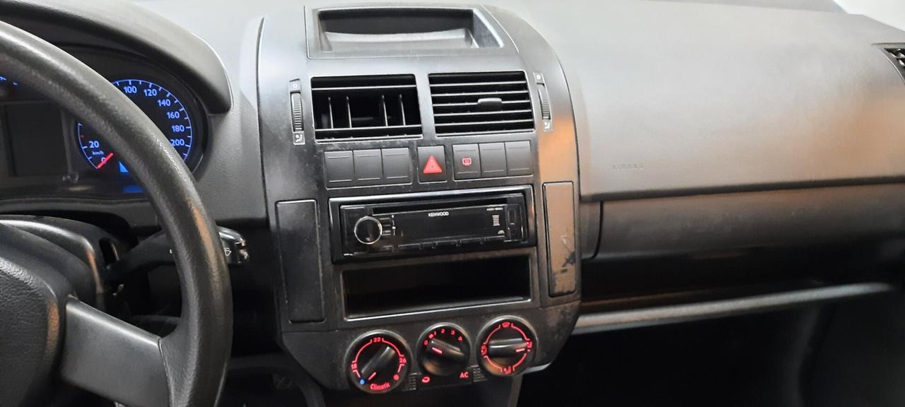 Volkswagen Polo 1.4 16V 5p. Trendline