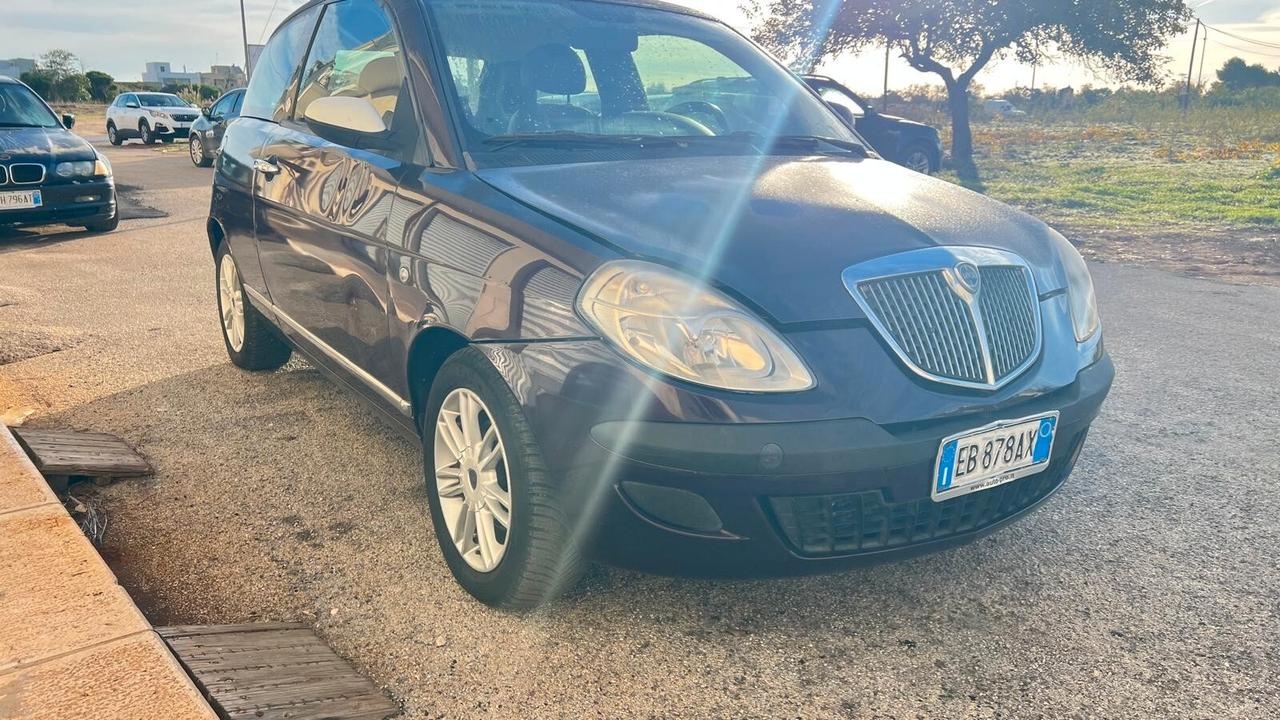 Lancia Ypsilon 1.4 E-Collection Ecochic GPL