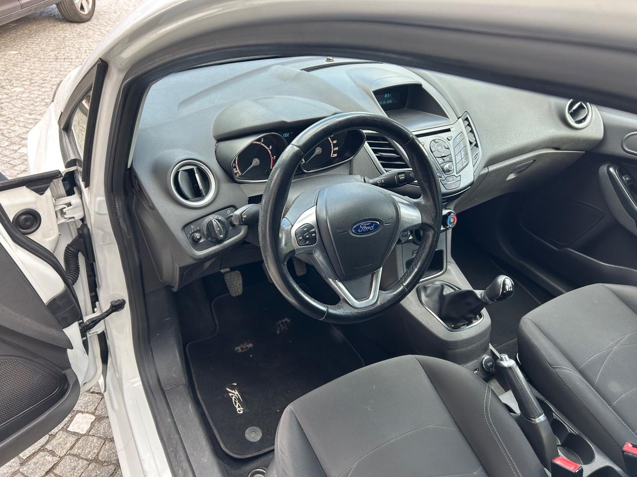 Ford Fiesta 1.0 EcoBoost 100CV 5 porte Black & White Edition