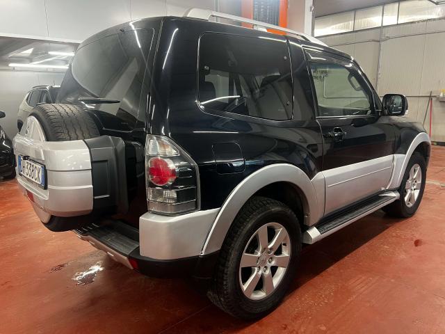 Mitsubishi Pajero Pajero 3p 3.2 CR Instyle auto