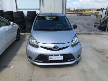 Toyota Aygo 1.0 12V VVT-i 5 porte Orange Connect