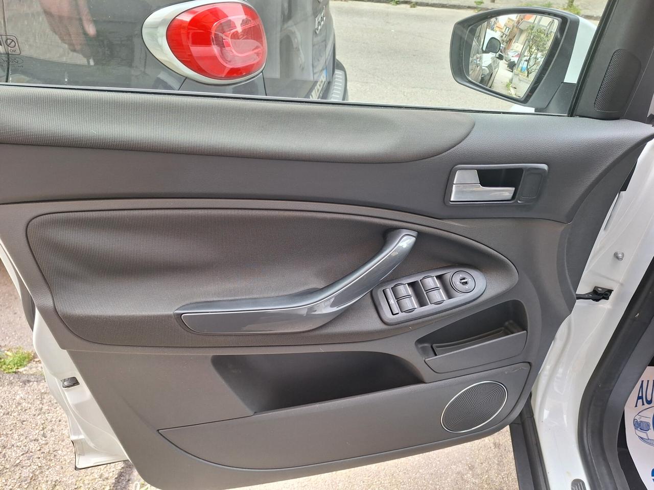 Ford Kuga 2.0 TDCi 163 CV 4WD Powersh.Titanium DPF