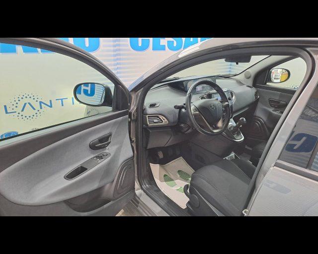 LANCIA Ypsilon 1.0 hybrid 70cv Gold s&s 5 posti