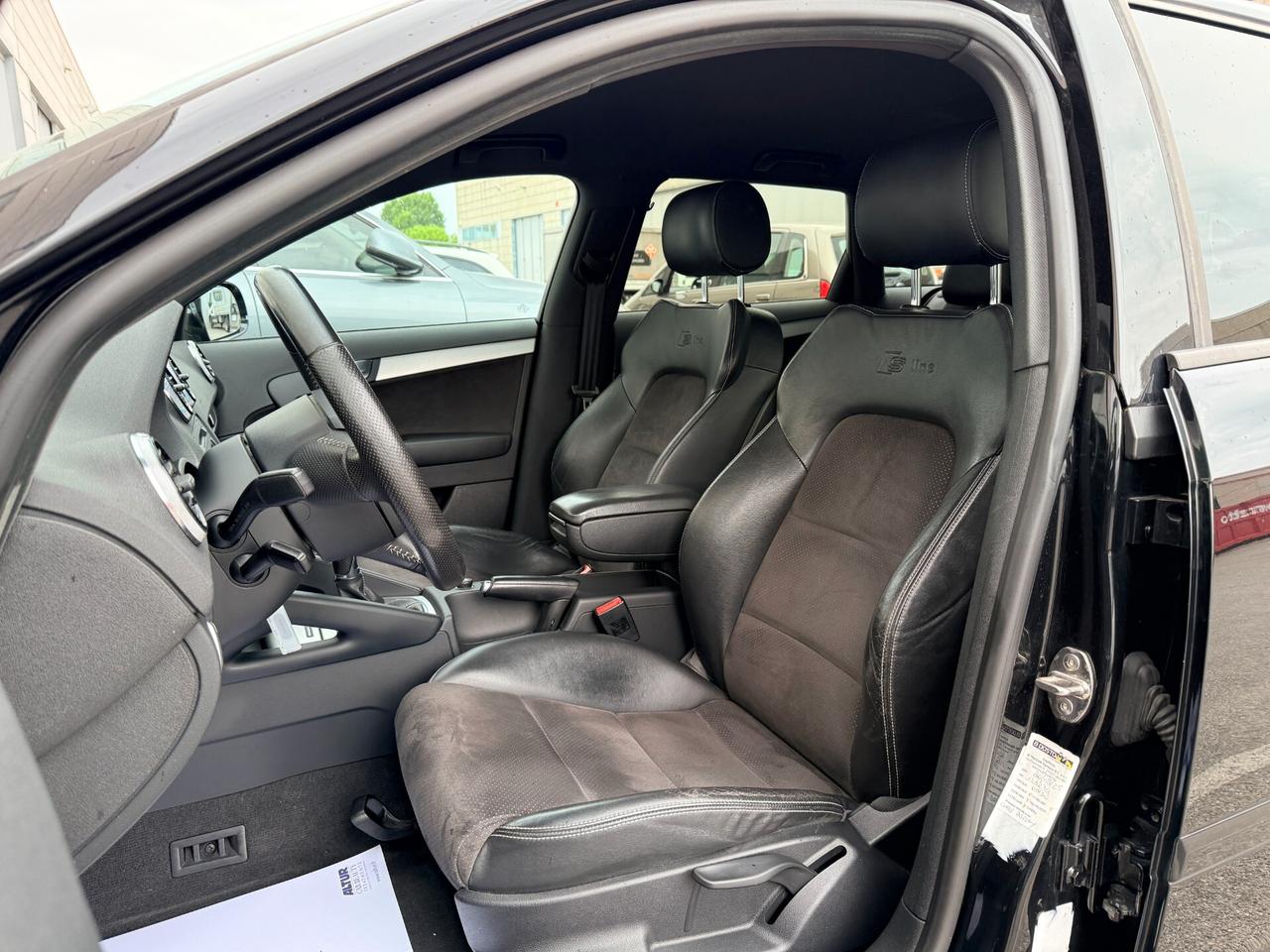 Audi A3 SPB 2.0 TDI 170 CV S-LINE Black edition