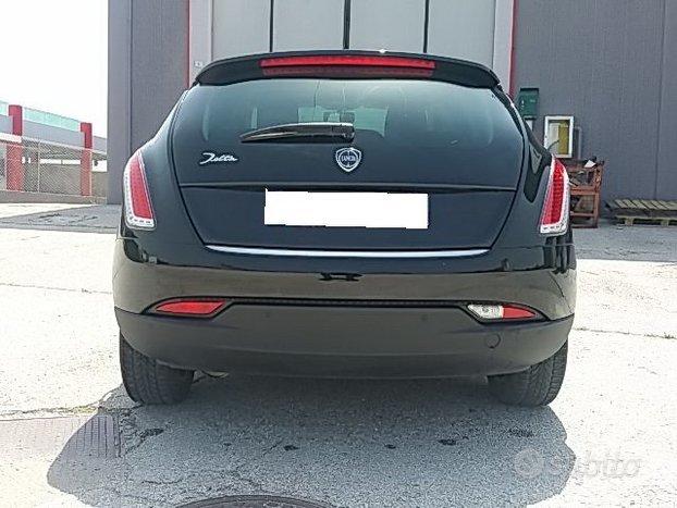 Lancia Delta 1.6 MJT DPF 105CV Silver