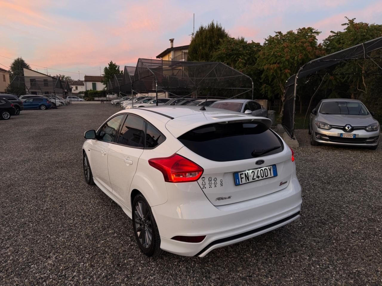 Ford Focus 1.0 EcoBoost 125 CV ST line