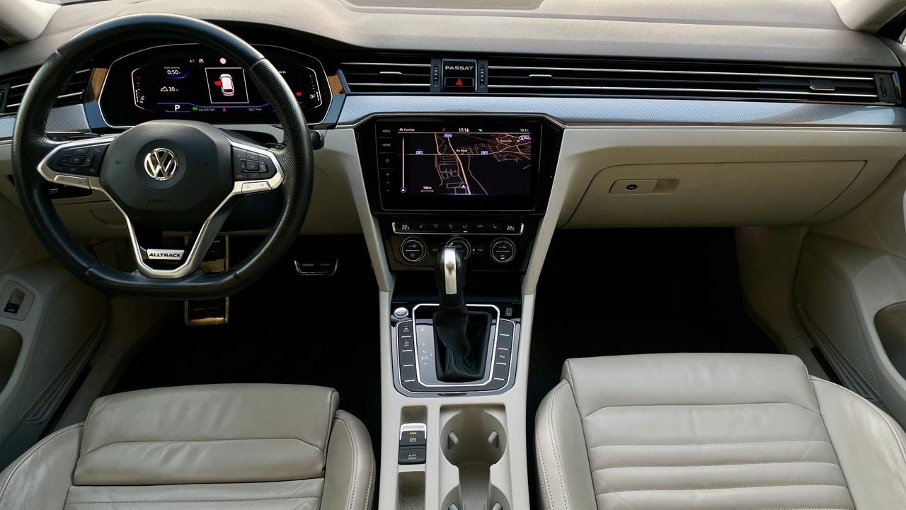 VOLKSWAGEN PASSAT 2.0 ALLTRACK 4MOTION BiTDI DSG 240CV - FULL LED, VIRTUAL COCKPIT, TETTO, PELLE