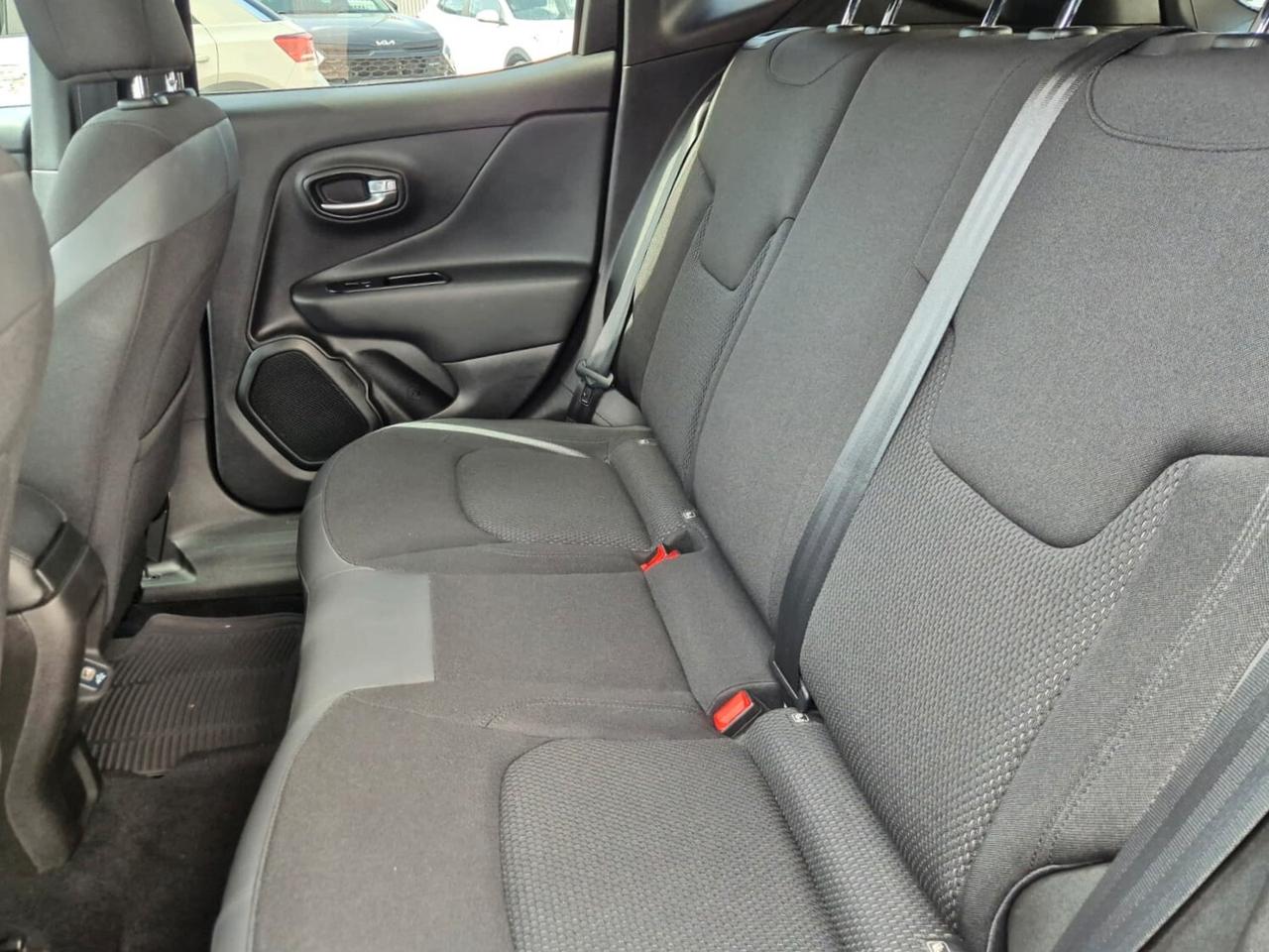 Jeep Renegade 1.6 Mjt 130CV Night Eagle