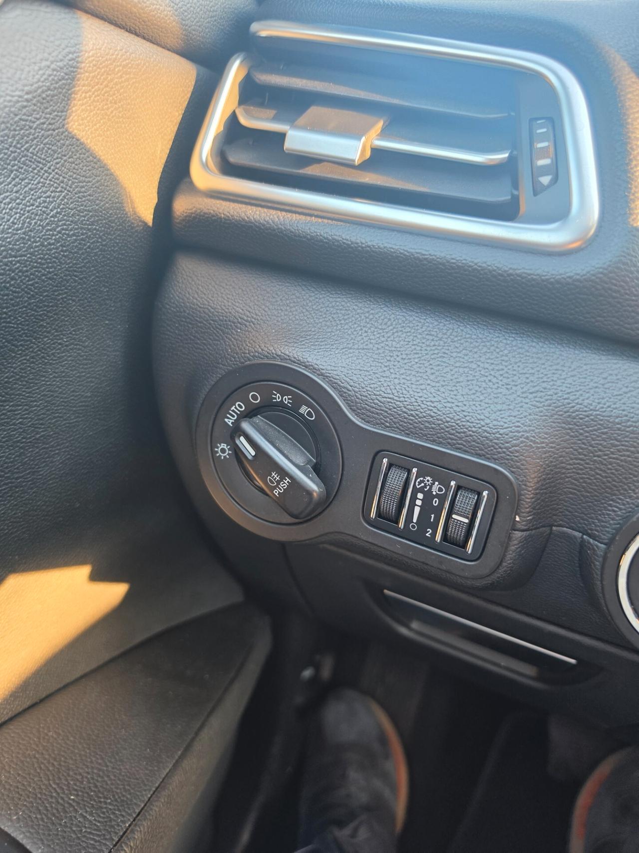 Maserati Ghibli V6 Diesel no superbollo