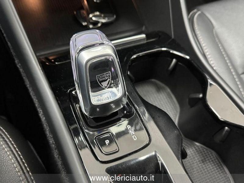 Volvo XC40 T4 AWD Geartronic Inscription (TETTO)